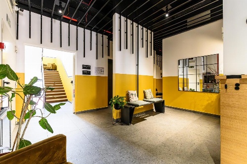 Central Lodge Hotel image 1